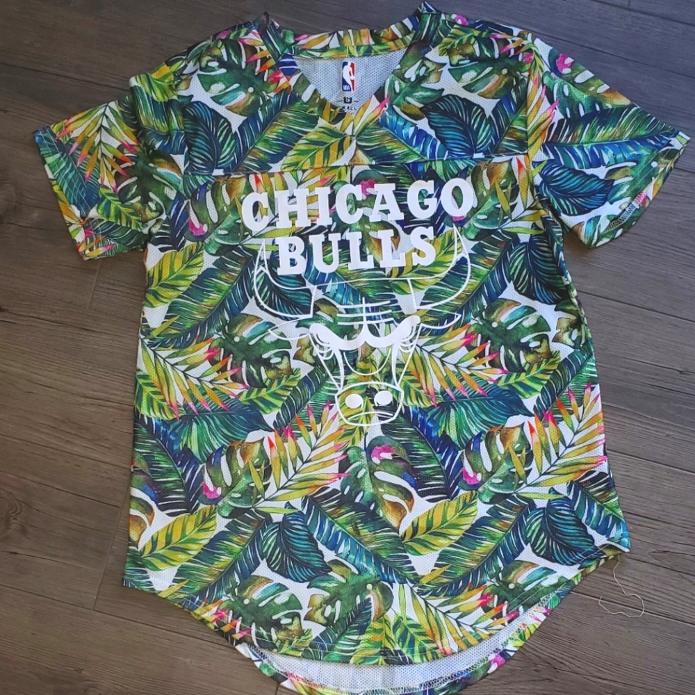 Floral Chicago Bulls Shirt
